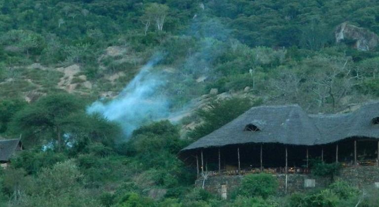Rhino Valley Lodge
